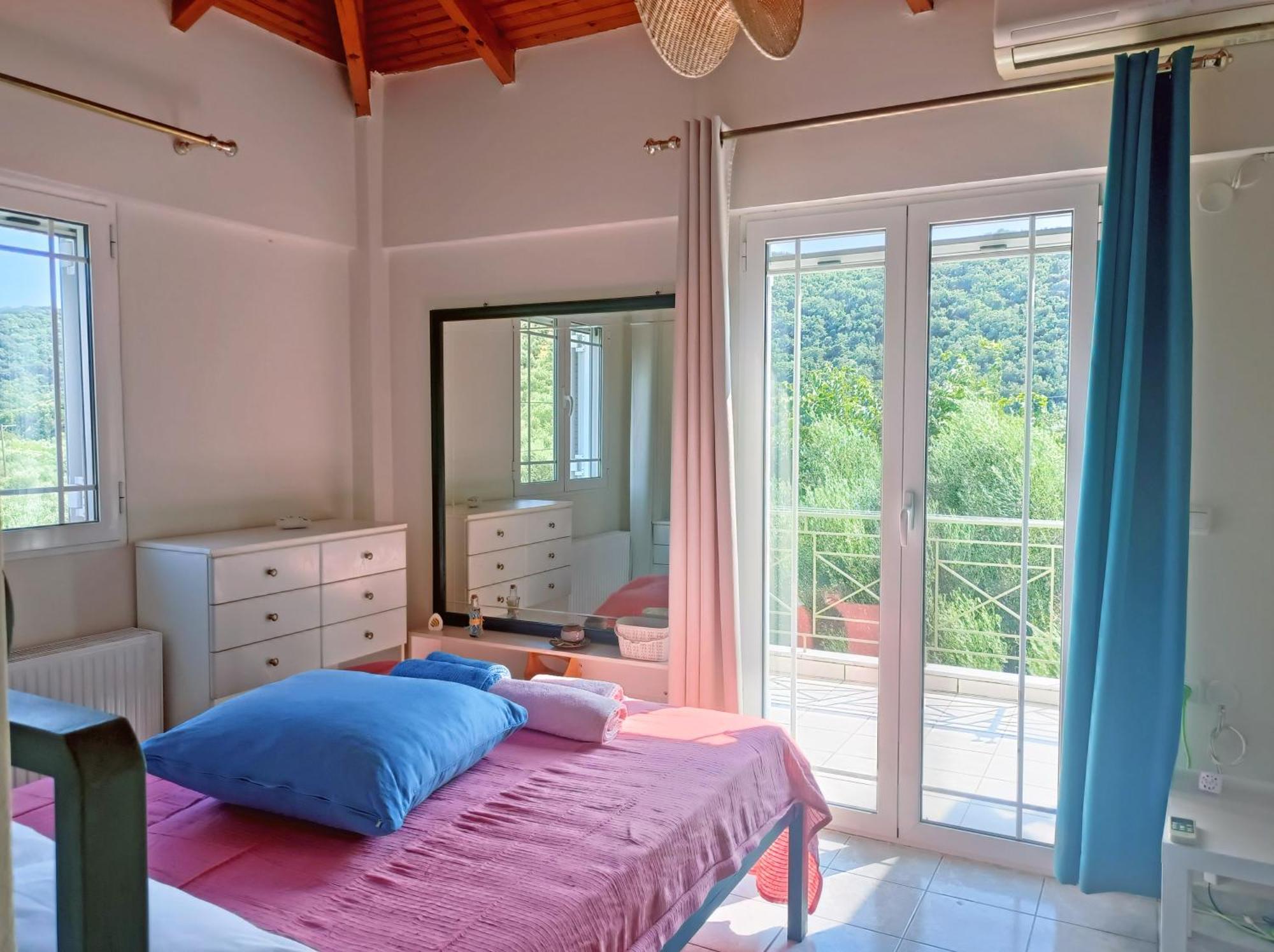 Zoi'S Hοuse.Vacation Home In Mani Near Vathi Beach Exterior photo